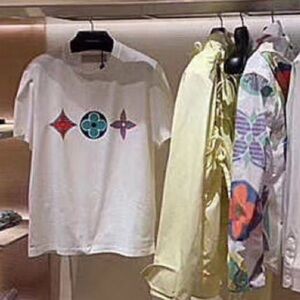 Louis Vuitton White Graphic Logo Short Sleeve T-Shirt